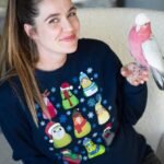 Q: Can I just feed my cockatoo a seed mix since they eat seeds in the wild?